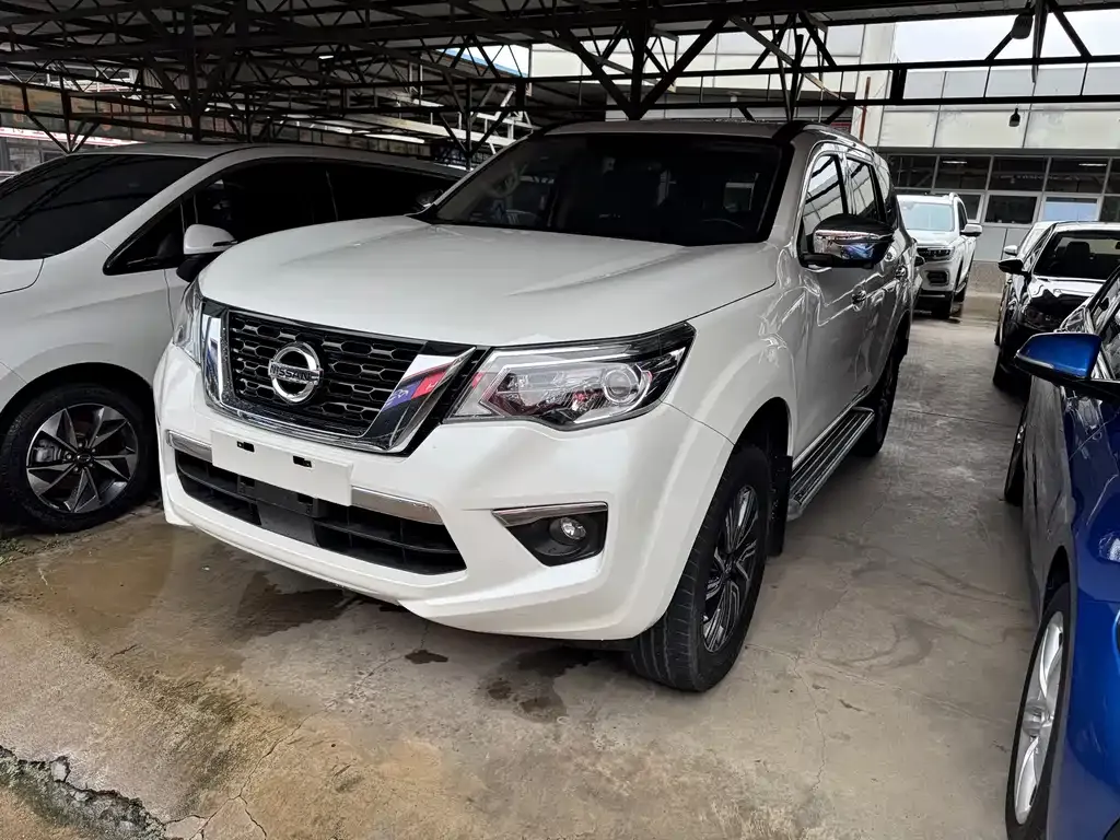 Nissan Terra — фото 1