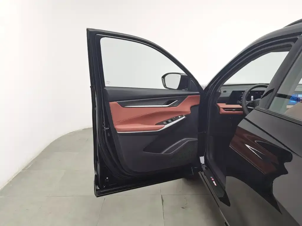 Changan CS75 PLUS — фото 10