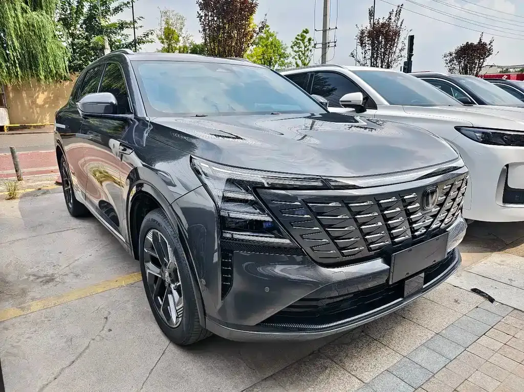 Changan CS75 PLUS — фото 8