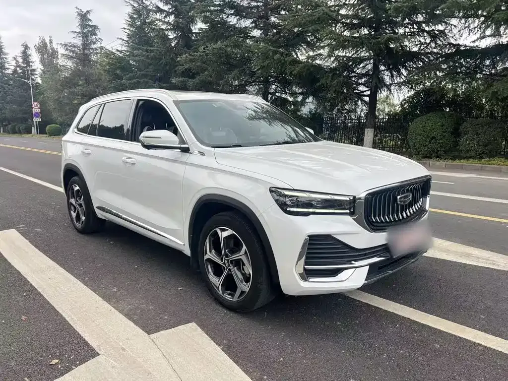 Geely Xingyue L — фото 10