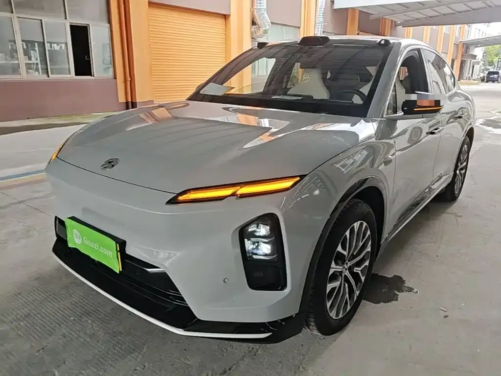 NIO EC6 — фото 10