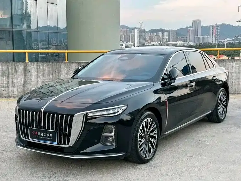 Hongqi H5 — фото 1