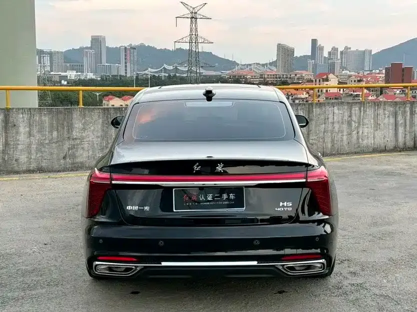 Hongqi H5 — фото 4