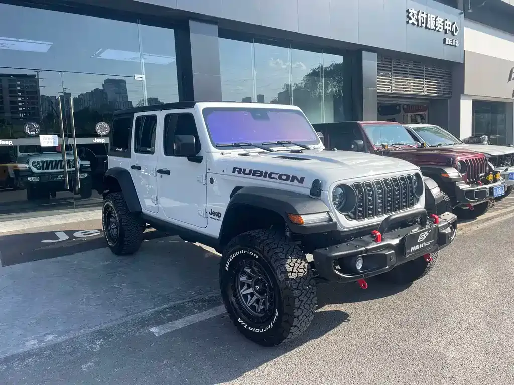 Jeep Wrangler — фото 8