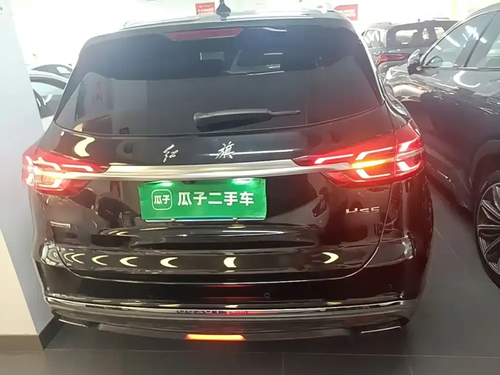 Hongqi HS5 — фото 6