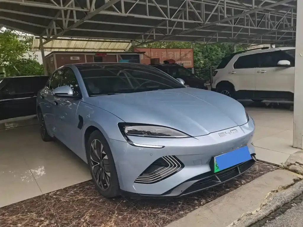 BYD Seal — фото 7