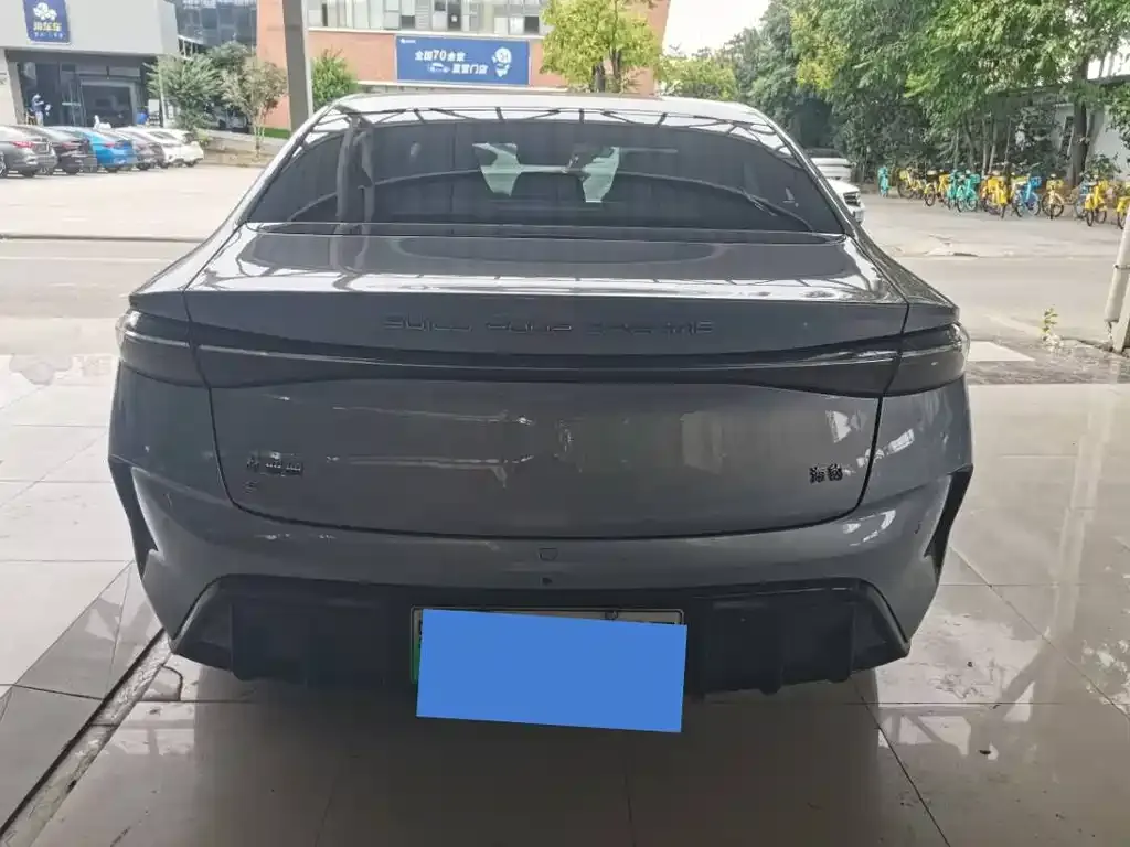 BYD Seal — фото 5