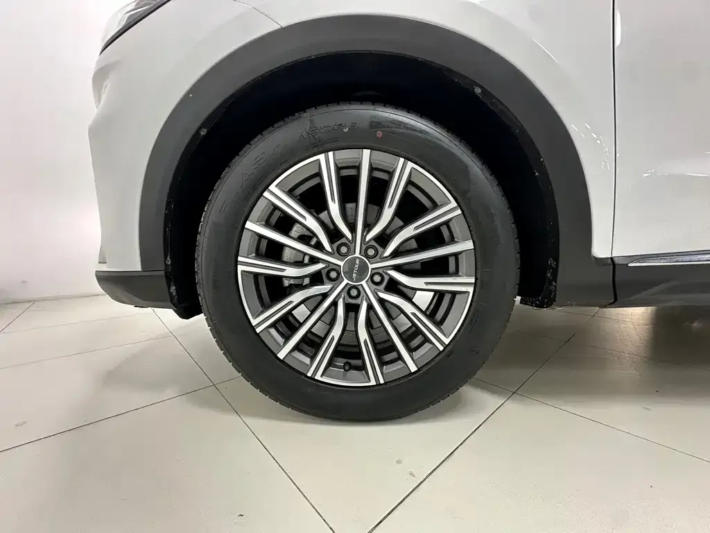 Jetour X70 PLUS — фото 10