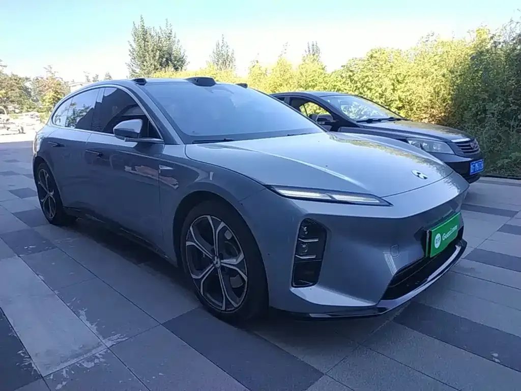 NIO ET5T — фото 9