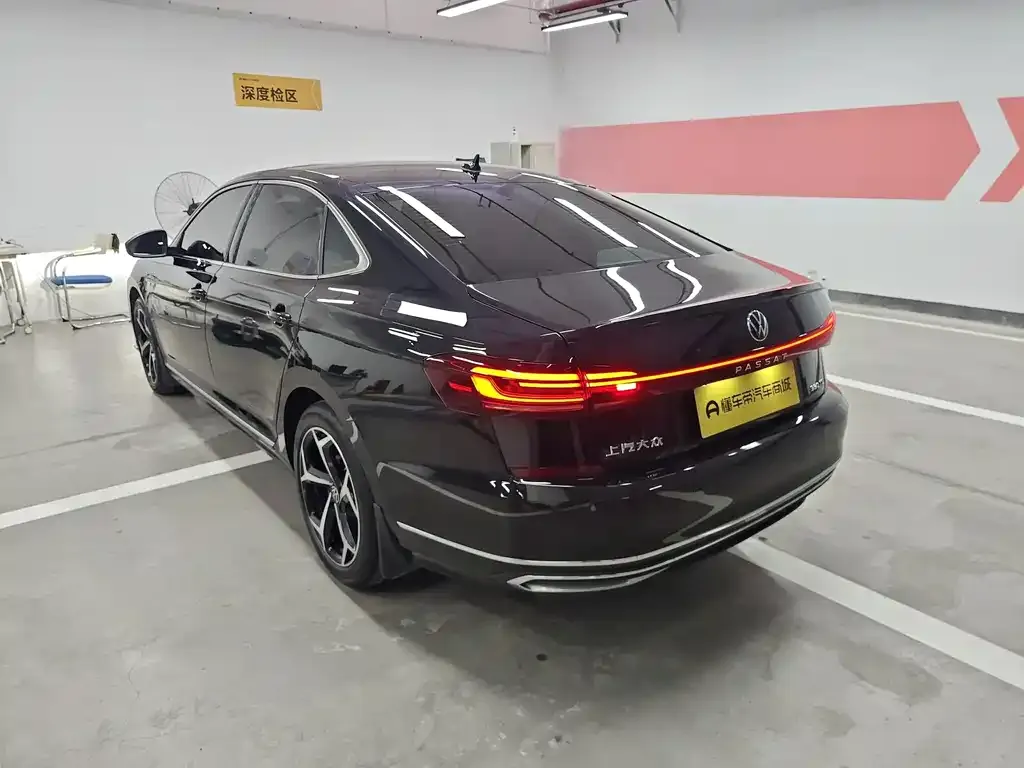 Volkswagen Passat — фото 7