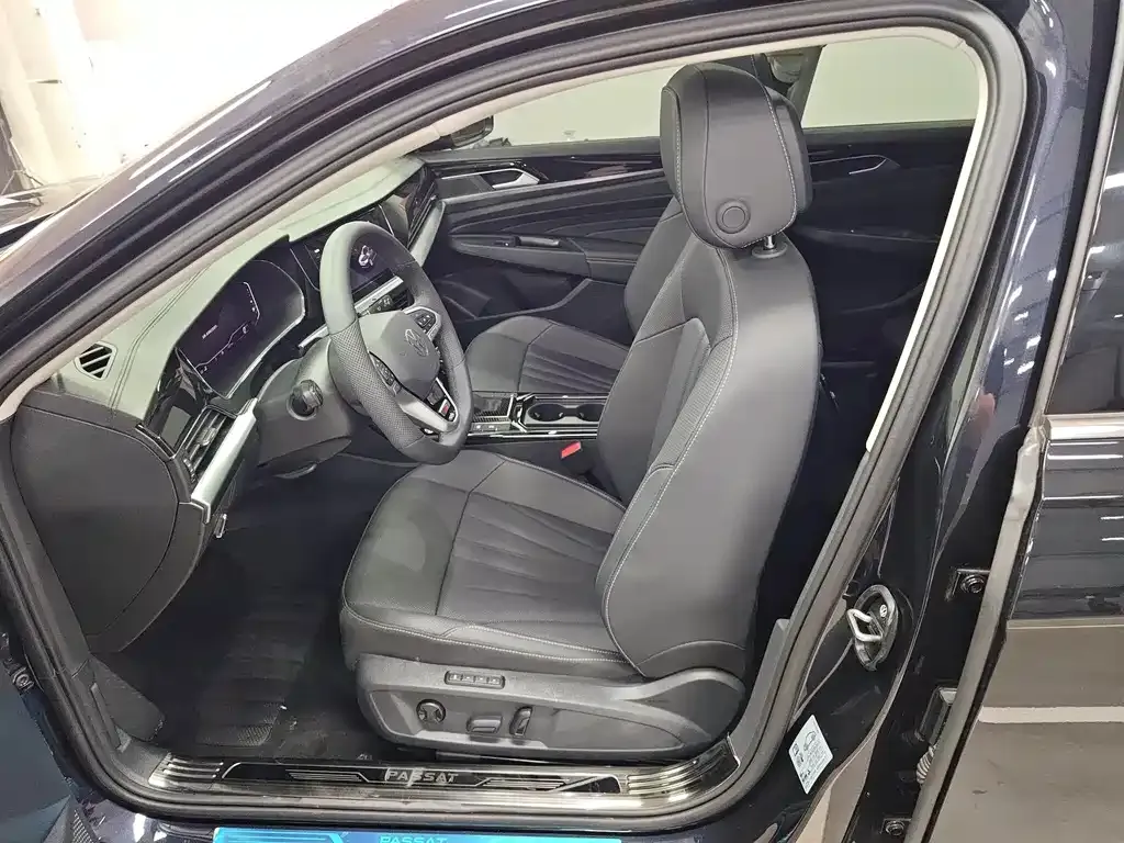 Volkswagen Passat — фото 10
