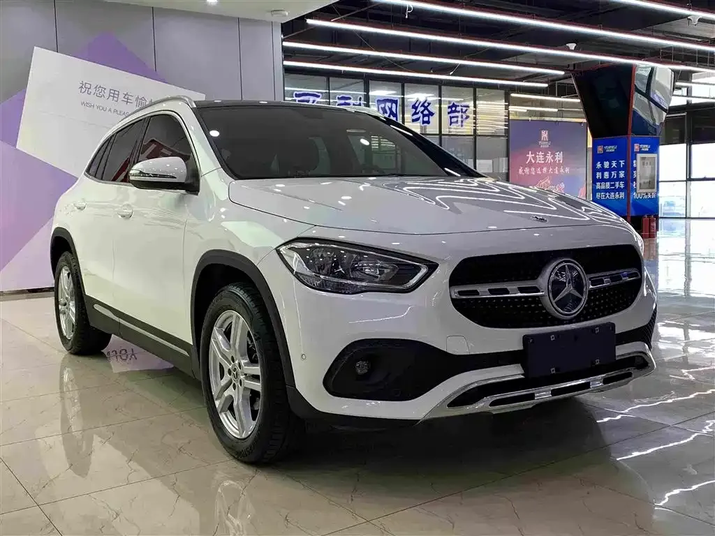 Mercedes-Benz GLA — фото 10
