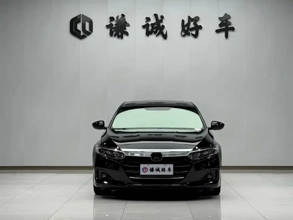 Honda Accord — фото 5