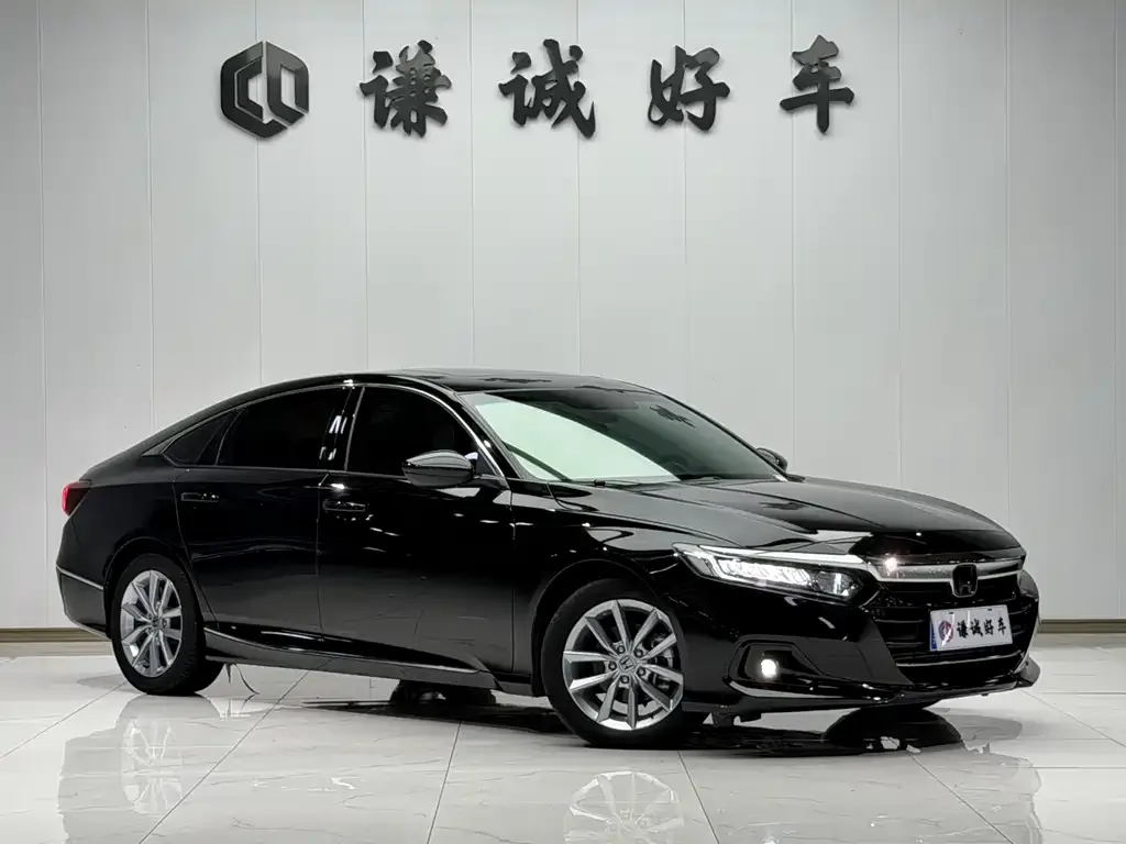 Honda Accord — фото 4