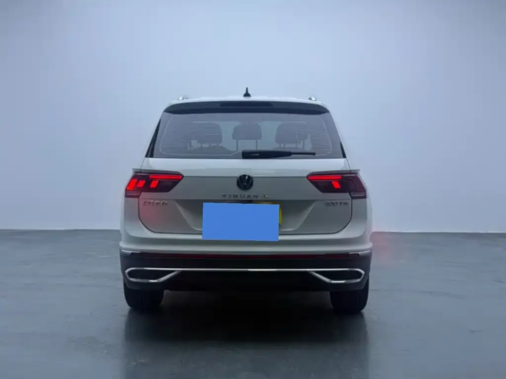 Volkswagen Tiguan L — фото 3