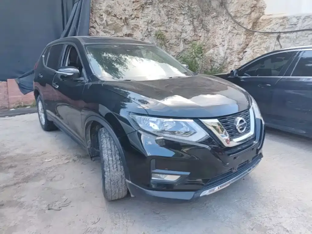 Nissan X-Trail — фото 9
