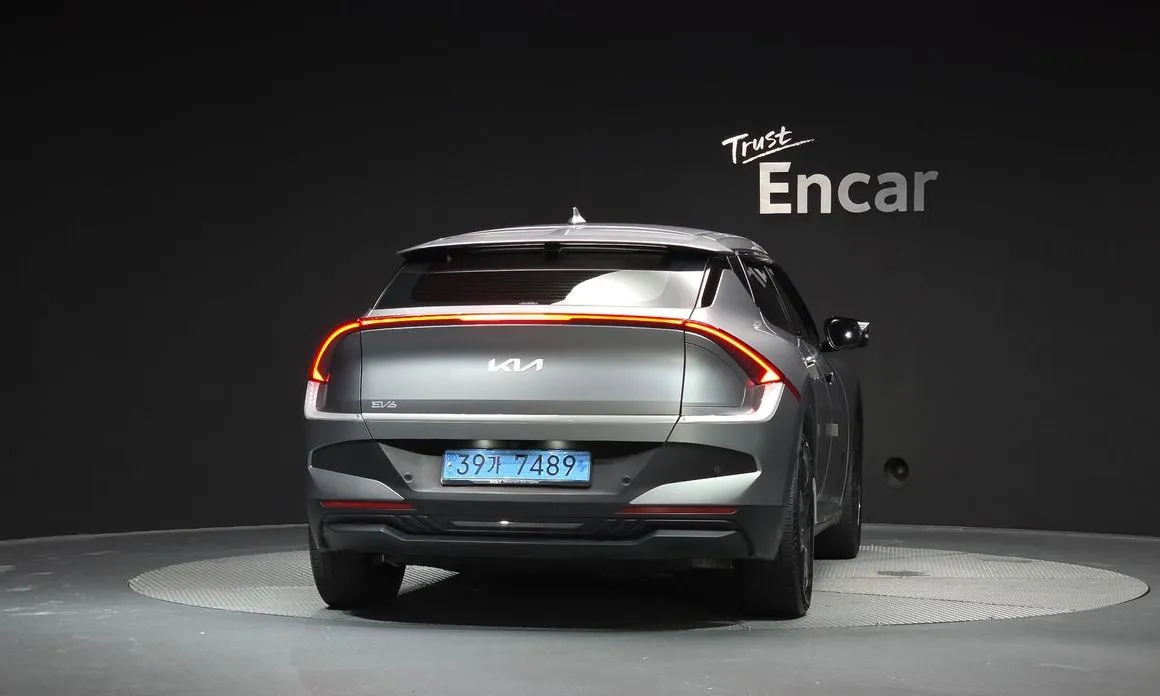 Kia EV6 — фото 3
