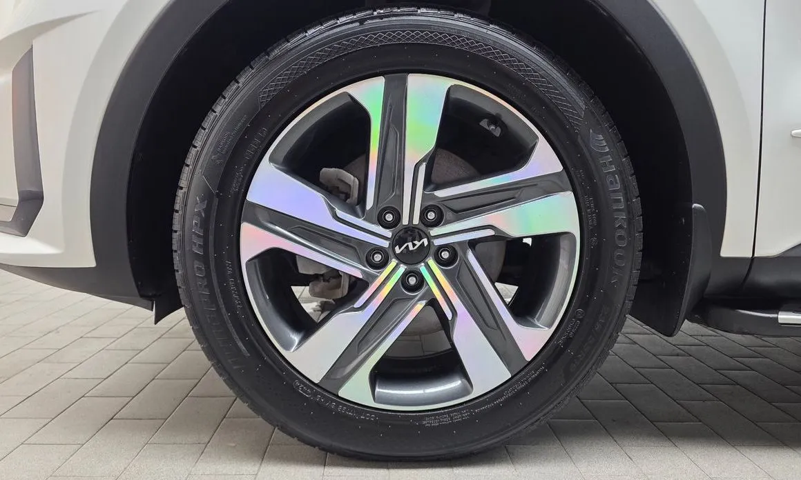 Kia Sorento — фото 7