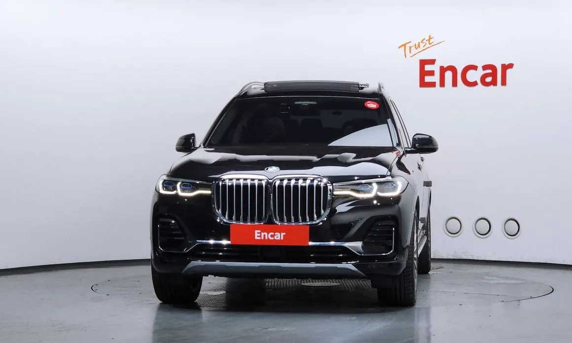 BMW X7 — фото 2