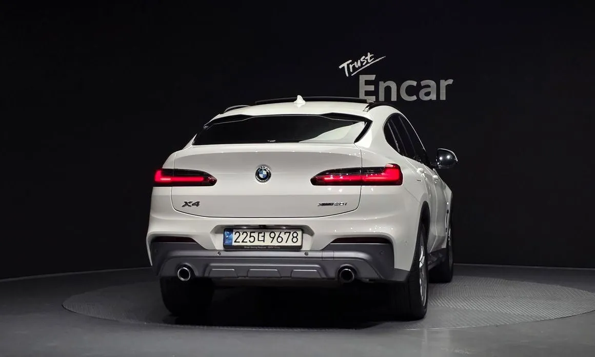BMW X4 — фото 2