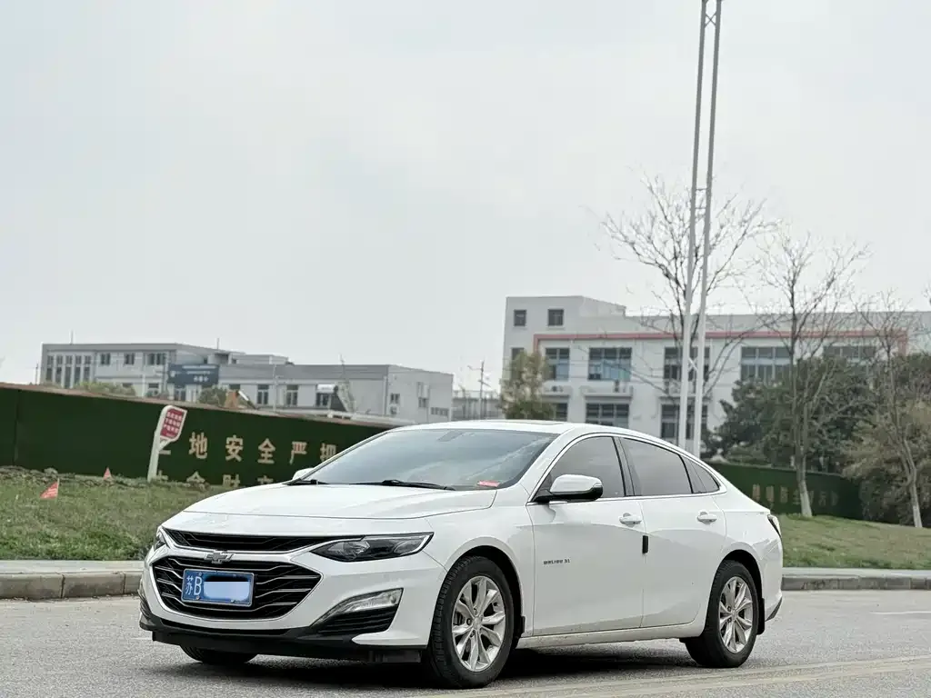 Chevrolet Malibu XL — фото 1