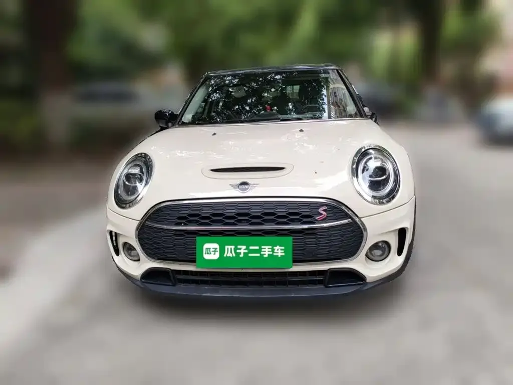 MINI Clubman — фото 3