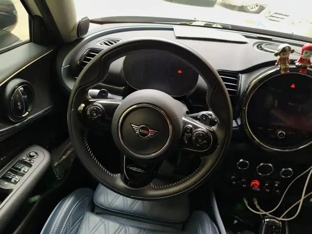 MINI Clubman — фото 7