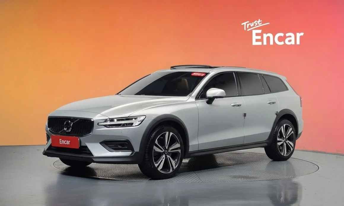 Volvo V60 B5 Pro AWD 1
