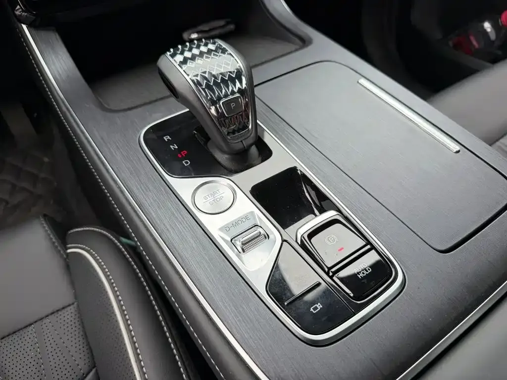 GAC Motor Trumpchi GS8 — фото 2