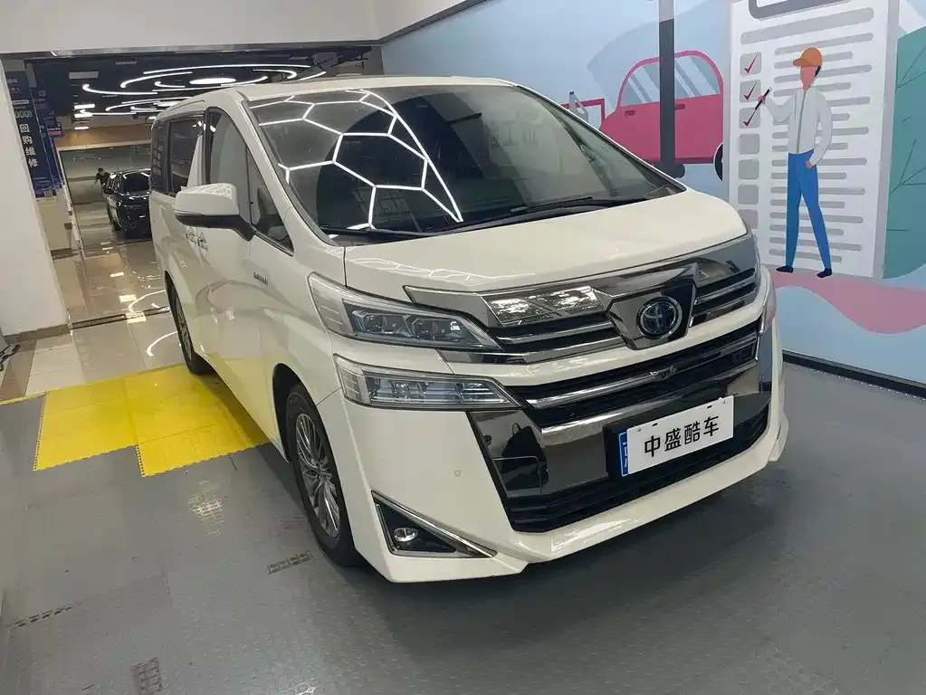 Toyota Vellfire — фото 7