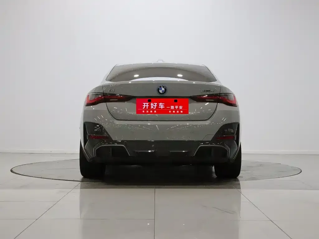 BMW i4 — фото 2
