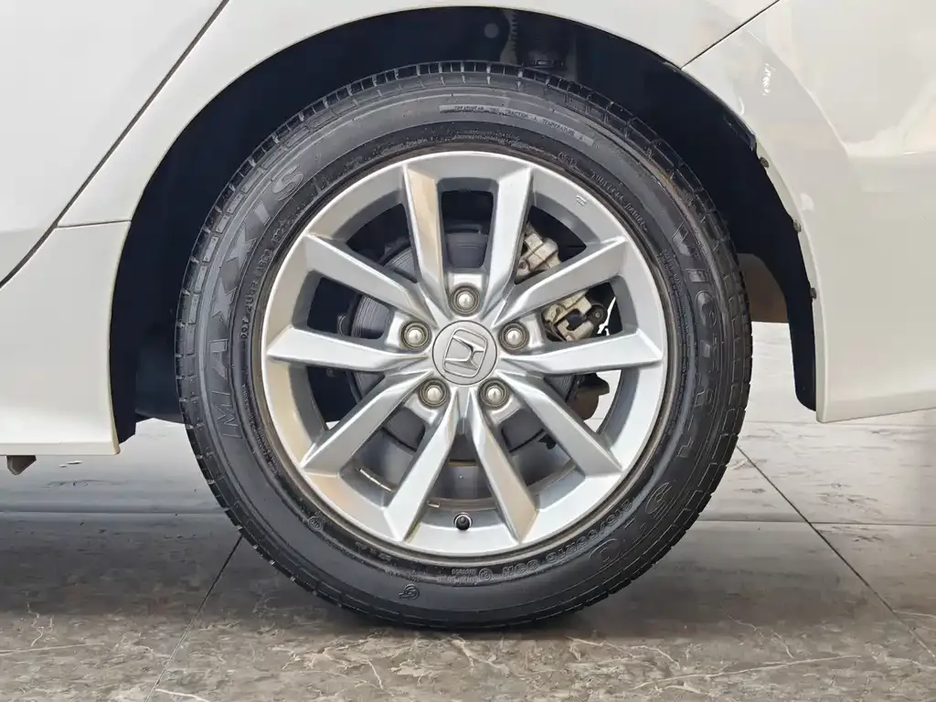 Honda Civic — фото 10
