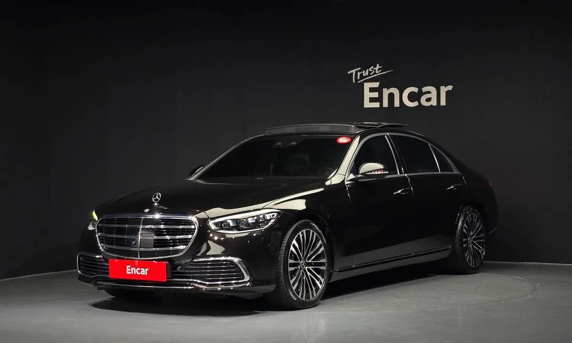 Mercedes-Benz S-Class — фото 1