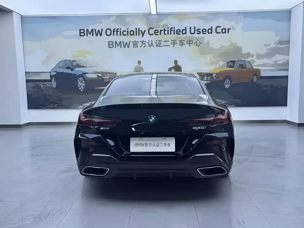 BMW 8 Series — фото 4