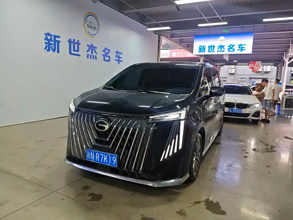 GAC Motor Trumpchi M8 — фото 1