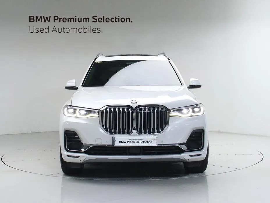 BMW X7 — фото 2