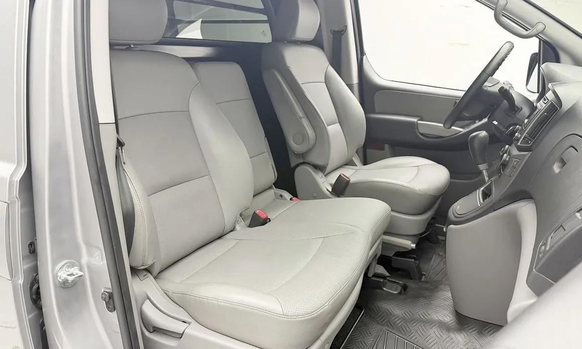 Hyundai Starex — фото 2
