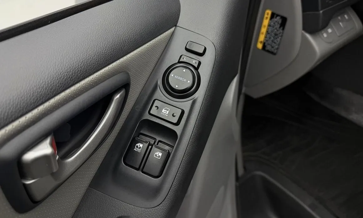 Hyundai Starex — фото 10