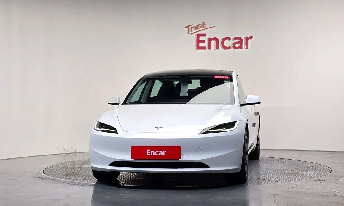 Tesla Model 3 — фото 3
