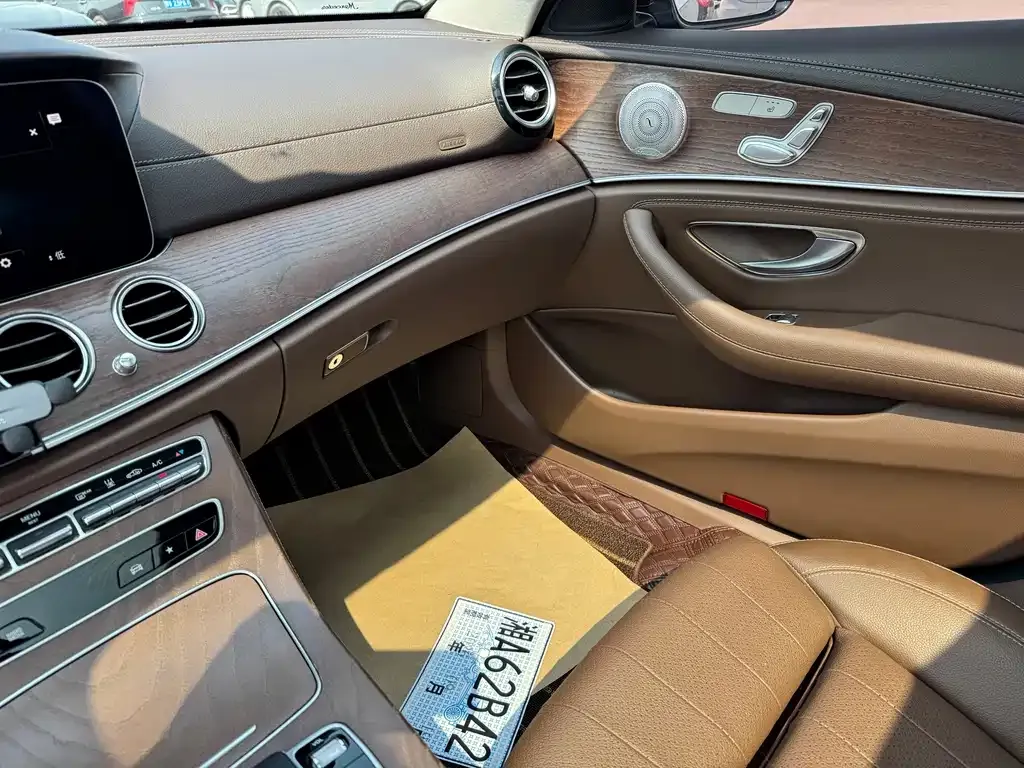 Mercedes-Benz E-Class New Energy — фото 5