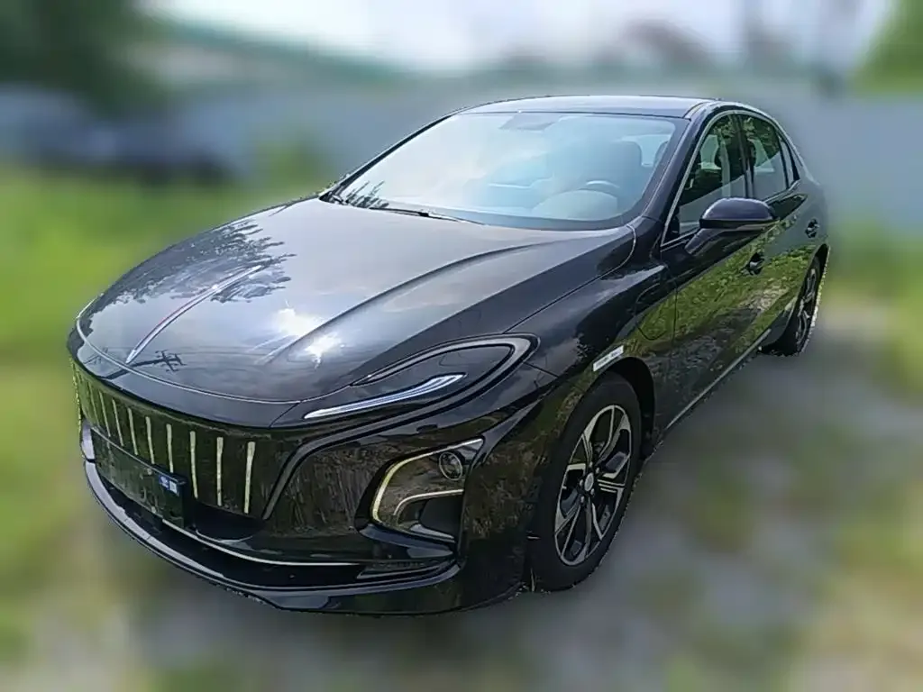 Hongqi E-QM5 — фото 3