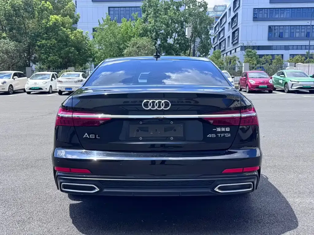Audi A6L — фото 3