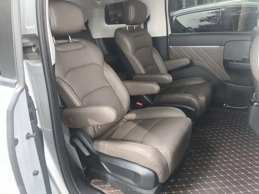 Wuling Xingguang 730 New Energy — фото 7