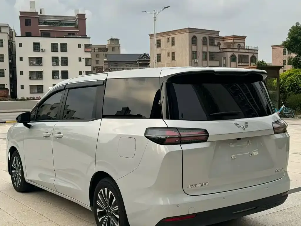 Wuling Xingguang 730 New Energy — фото 4