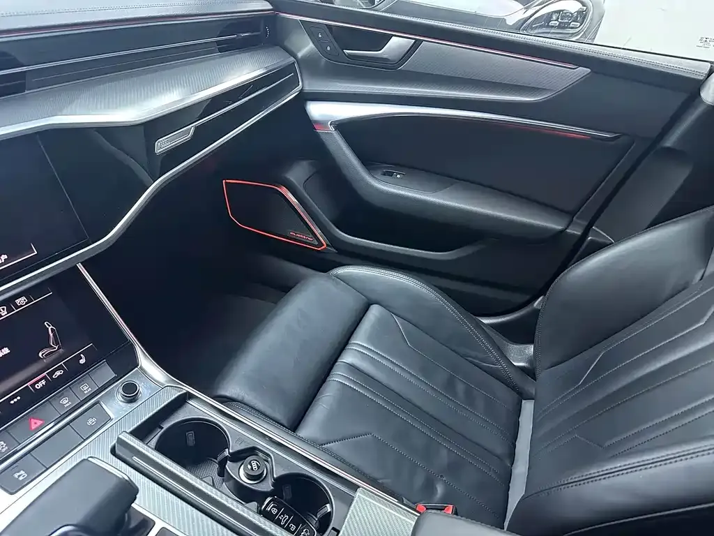 Audi A7 — фото 8
