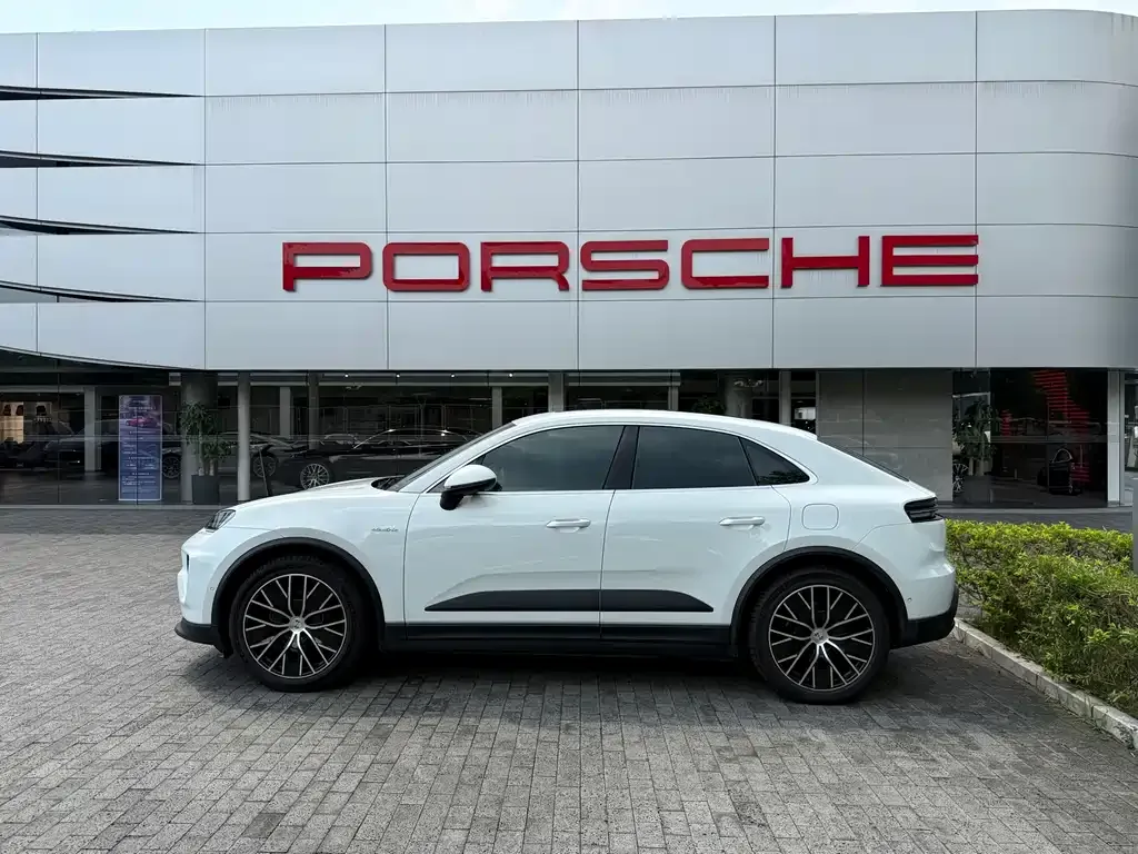 Porsche Macan EV — фото 5