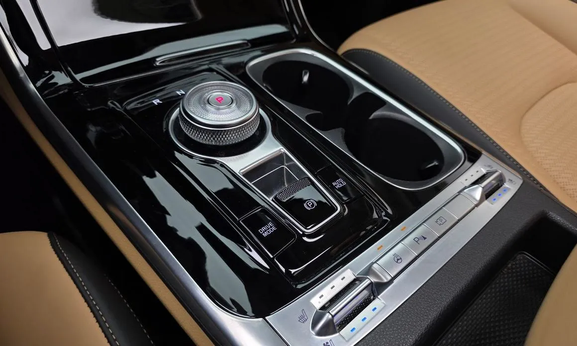 Kia Carnival — фото 10