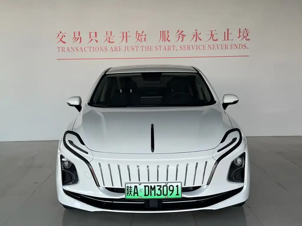 Hongqi E-QM5 — фото 3