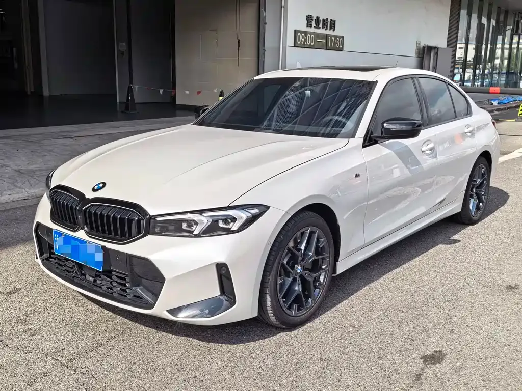 BMW 3 Series — фото 1