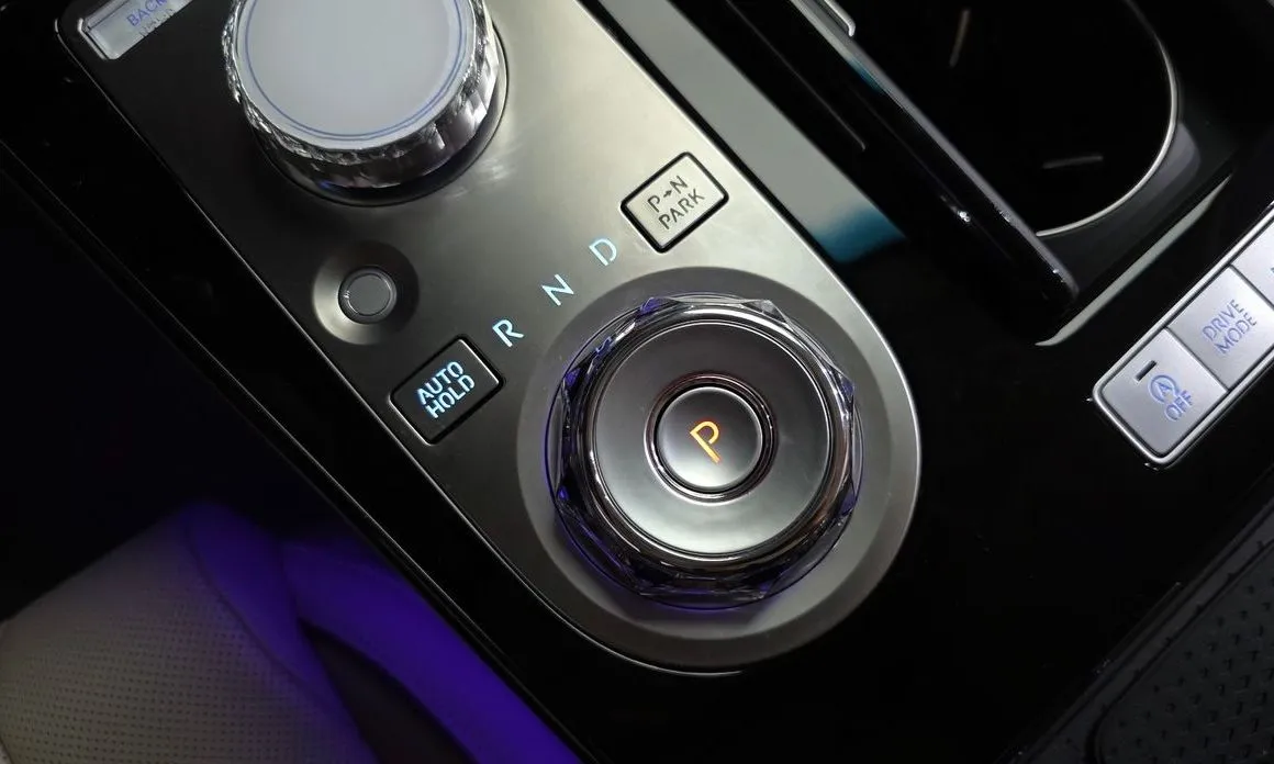 Genesis G80 — фото 2